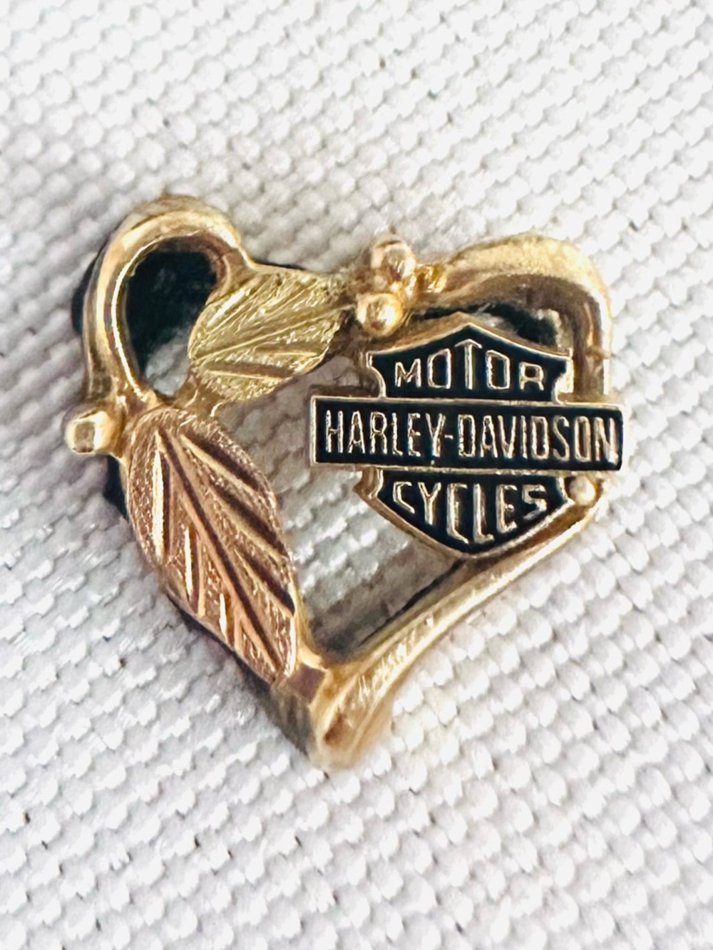 HARLEY-DAVIDSON ~ Black Hills Gold Heart Earrings Pendant Set with Black Enamel